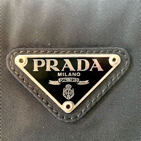 prada oggetto difettato|prada purse verification.